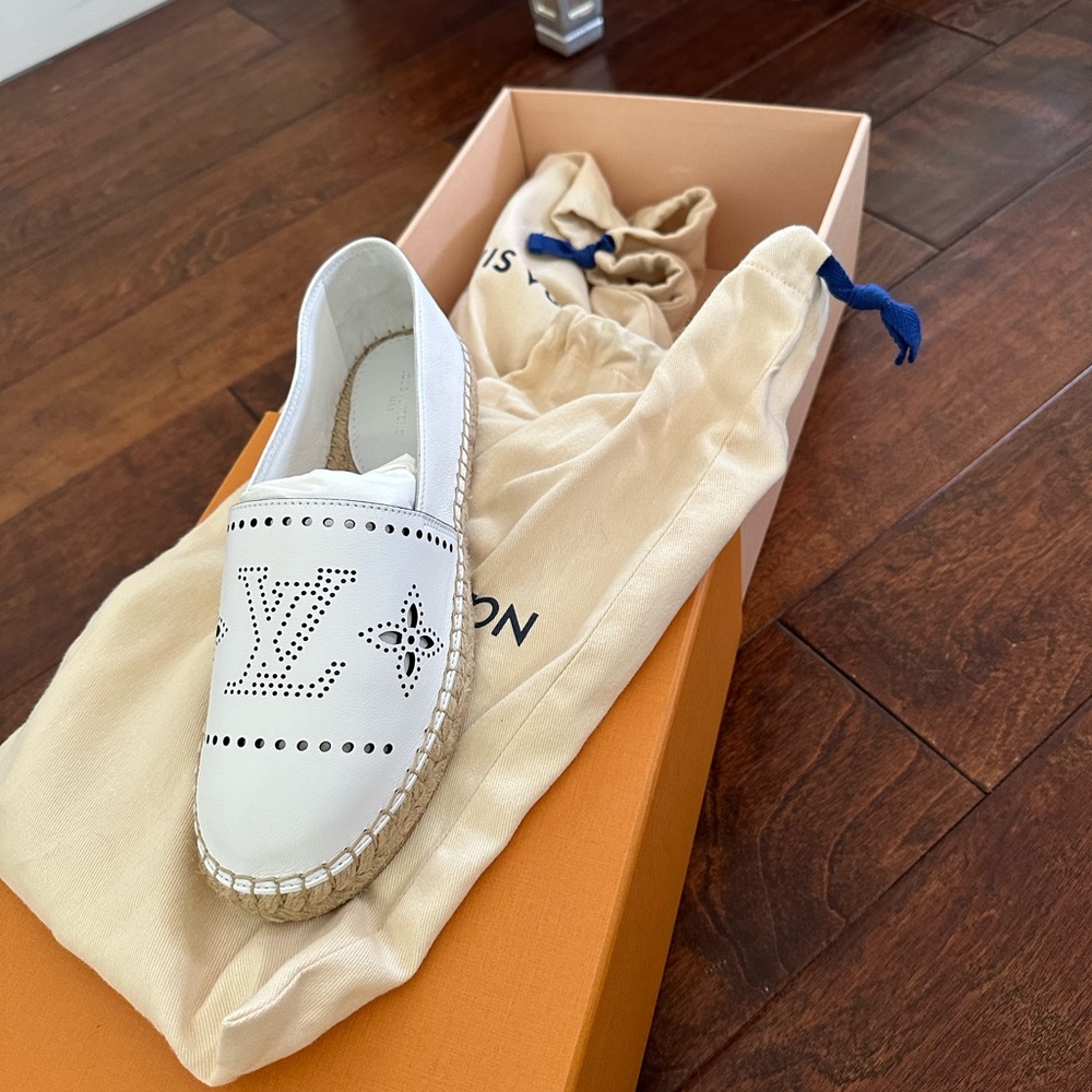 Louis Vuitton espadrilles new in box size 38